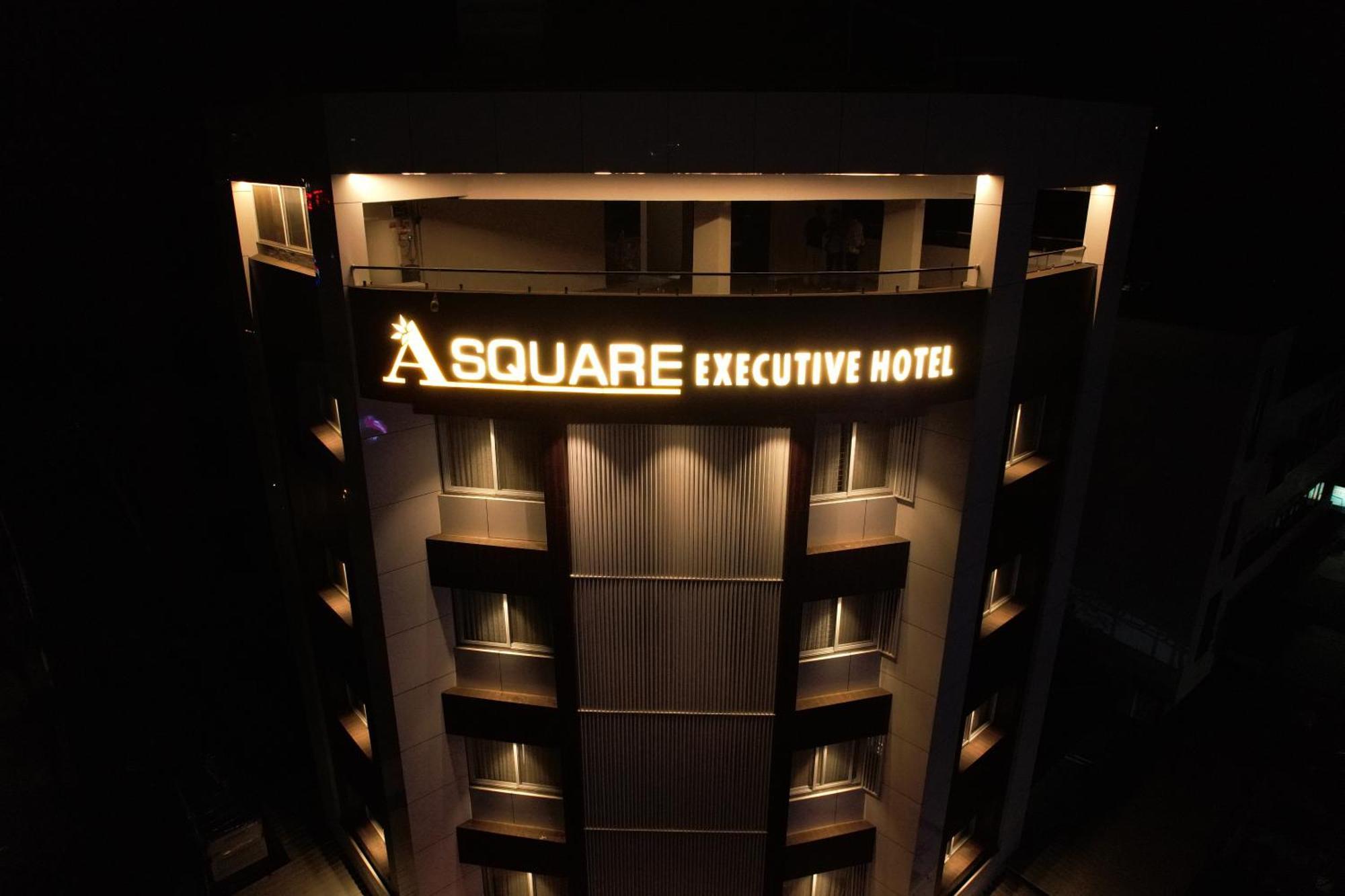 A Square Executive Hotel アウランガーバード エクステリア 写真