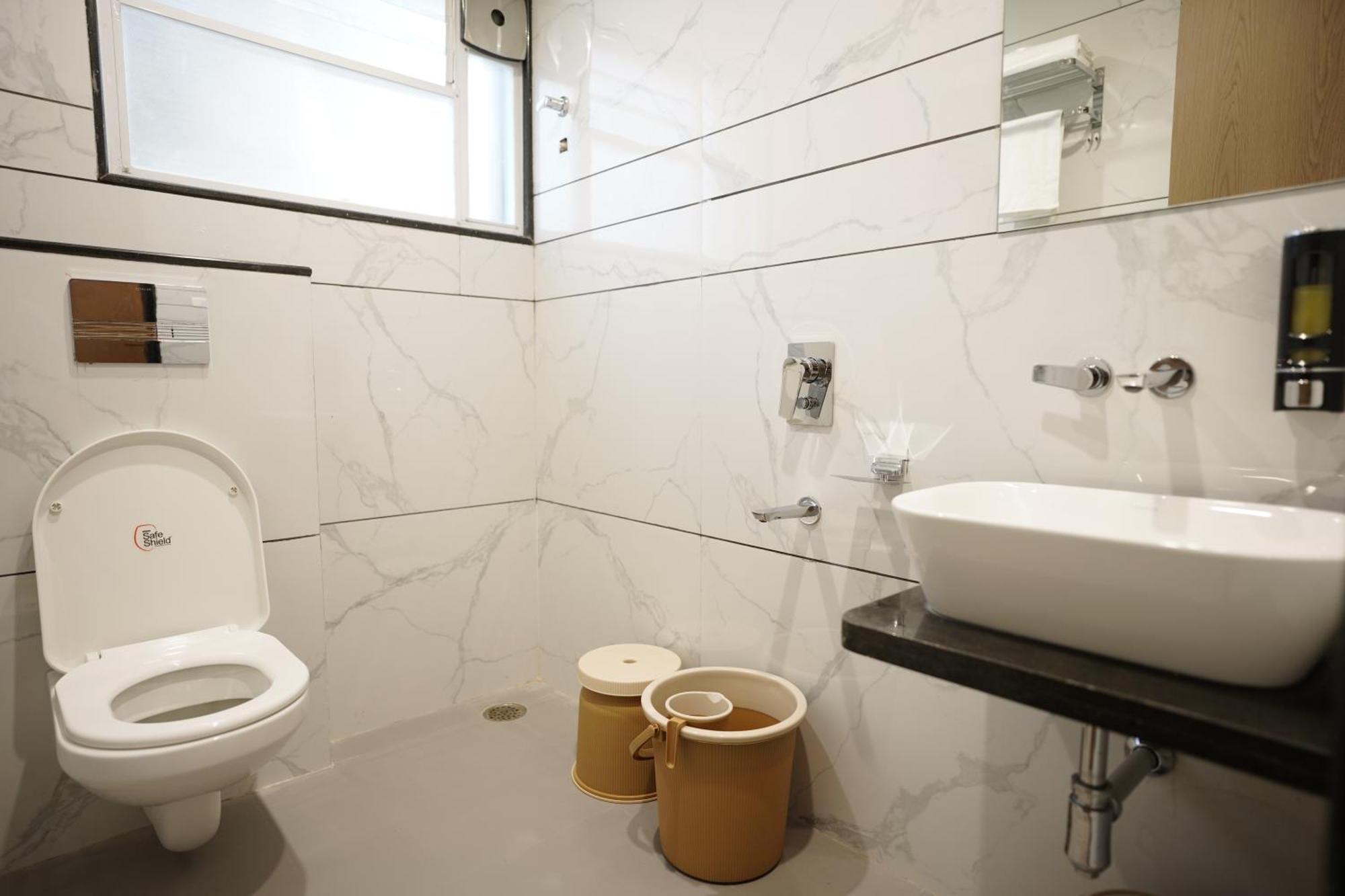 A Square Executive Hotel アウランガーバード エクステリア 写真